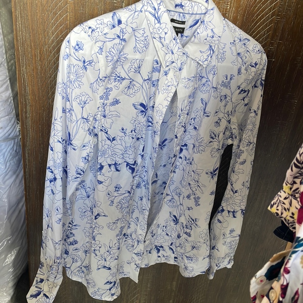 Talbots Size 8 Dress Shirt